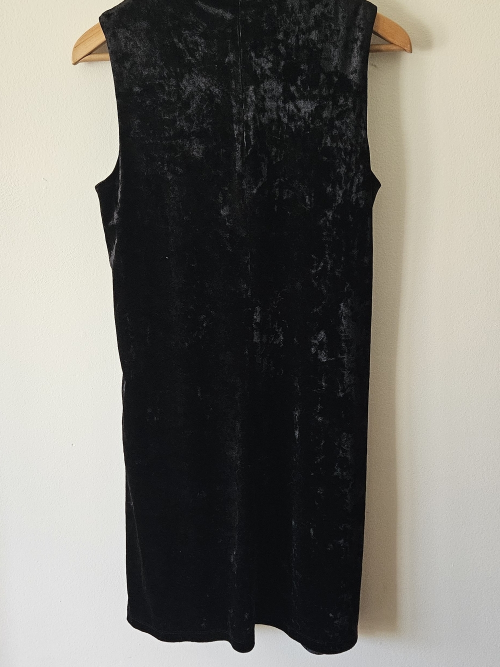 AGB Embroidered Velvet Shift Dress - Black with Gold Accents - Picture 8 of 8